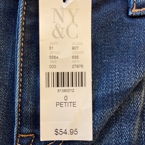 New York & Co Jeans - Picture 6 of 6